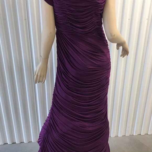 Liv by CM Couture evening gown - Picture 4 of 5